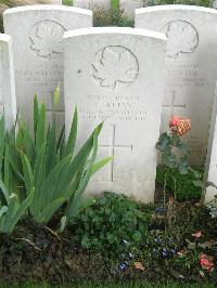 Canada Cemetery Tilloy Les Cambrai - Skelly, J